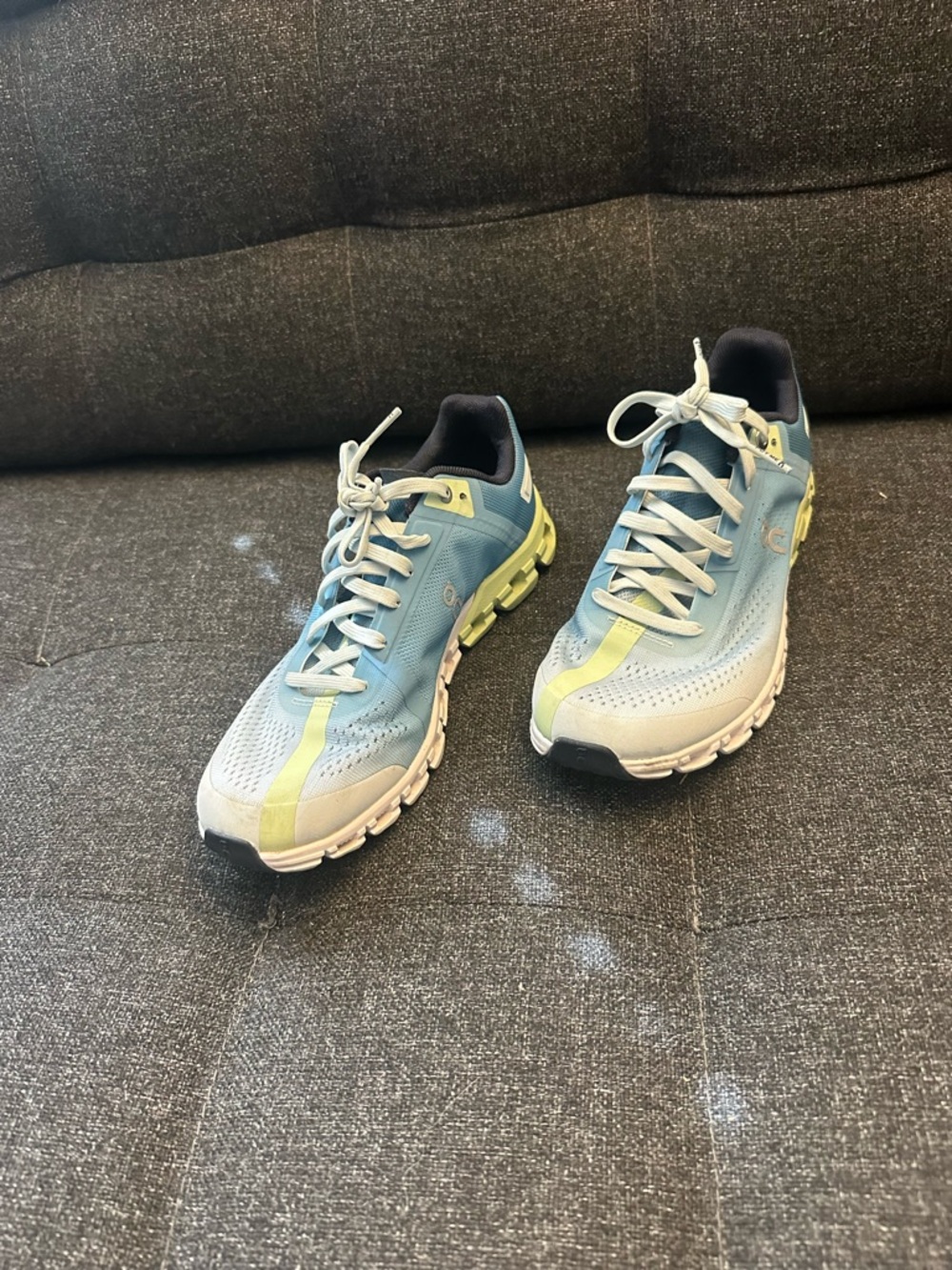 Nordstrom Light Blue and Navy Cloudflow Running Shoes